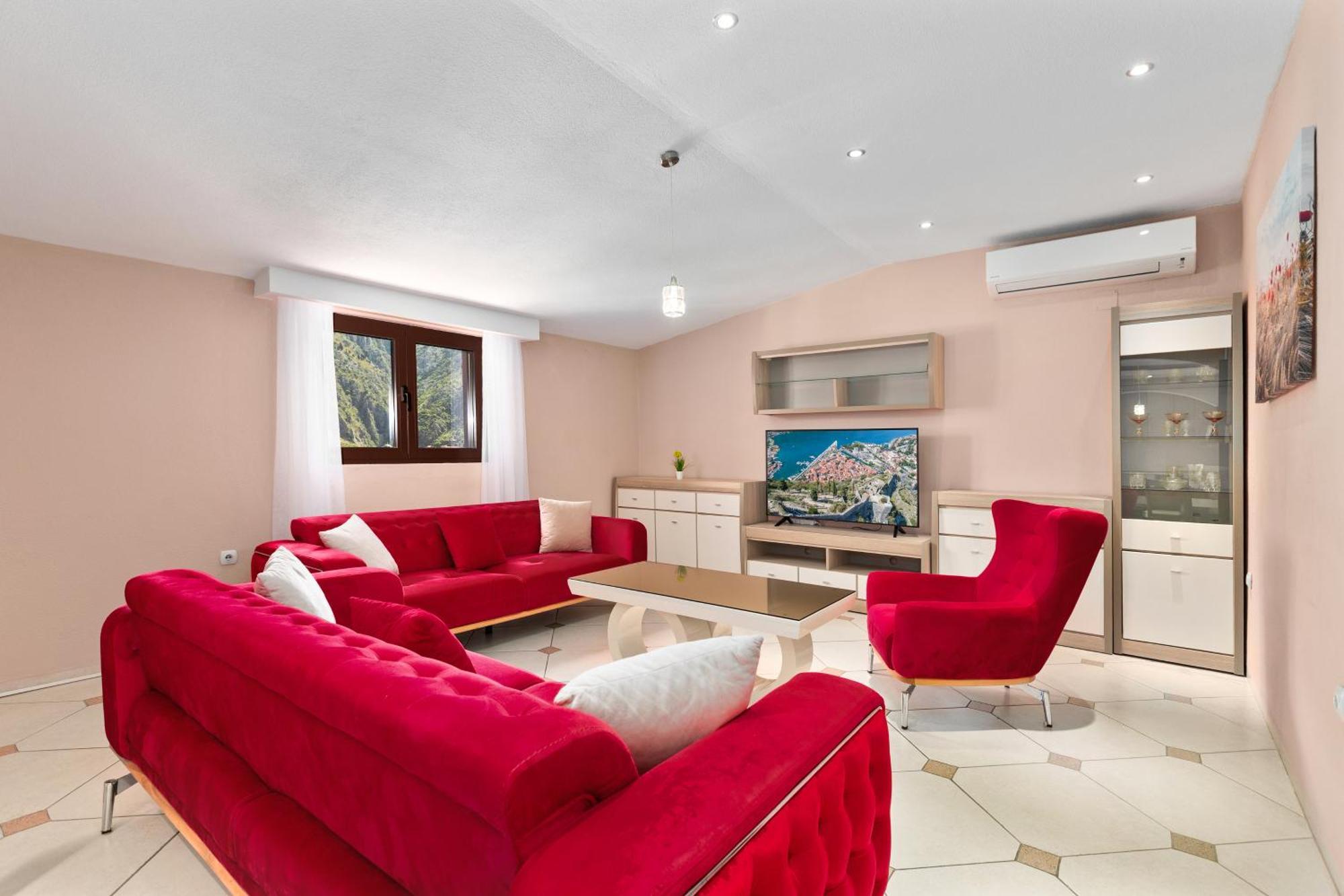 Apartments Doncic Kotor Exterior photo